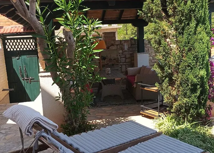 Apartment Indira Vela Luka